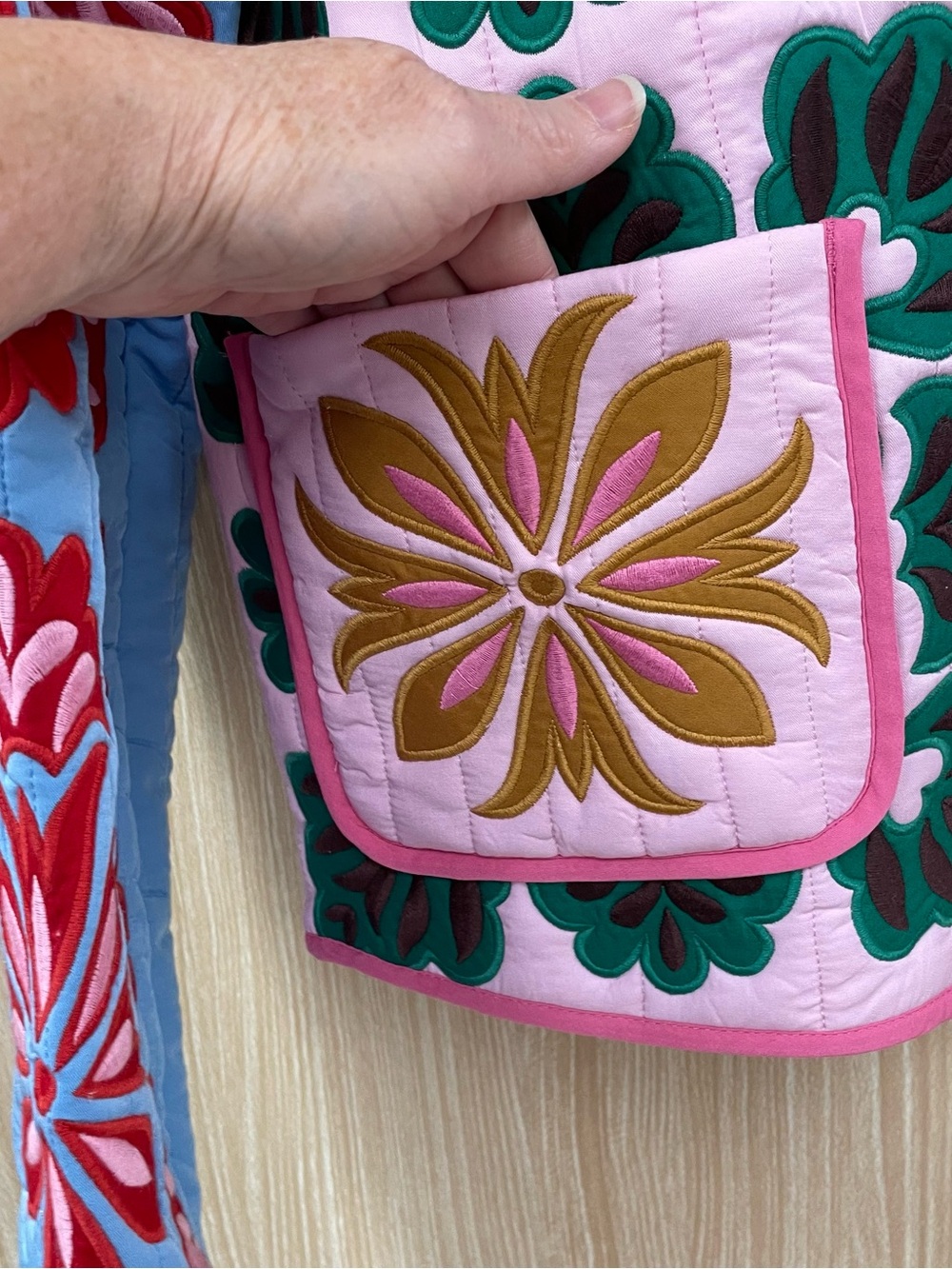 NWT Boden Pink Multi Applique Jacket Size 10 - Picture 3 of 9